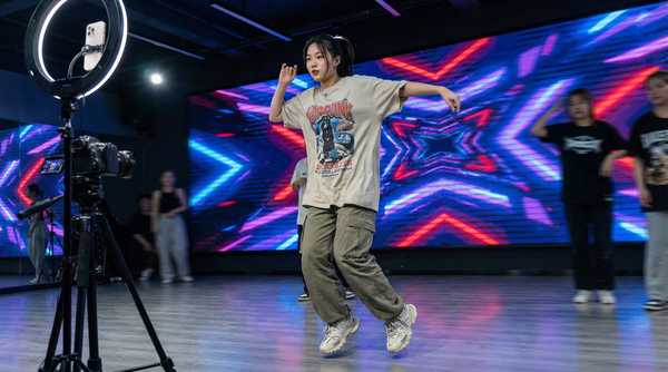 日本三级舞蹈视频